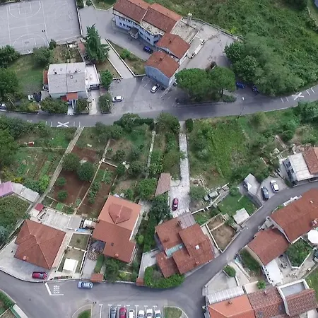 Crown Rd Διαμέρισμα Οπατία